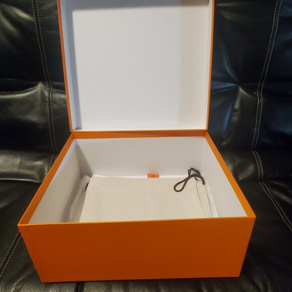 Large HERMES box with dust bag - Picture 3 of 3